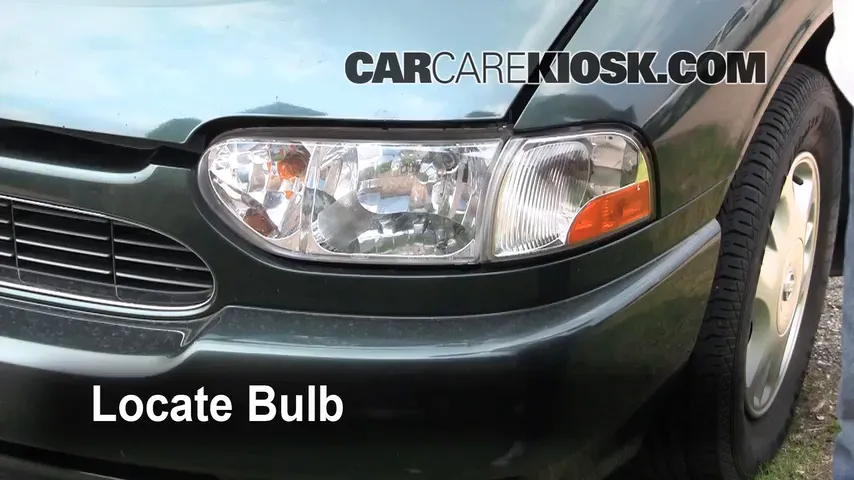 1999 Nissan Quest GXE 3.3L V6 Lights Parking Light (replace bulb)